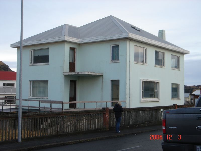 Mynd:Heiðarvegur 20 aaa.jpg