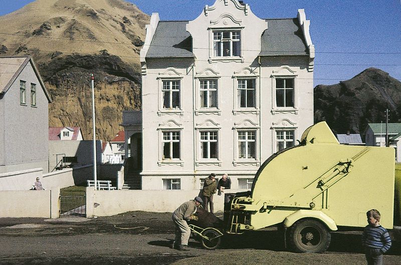 Mynd:Urdavegur skalholt.jpg