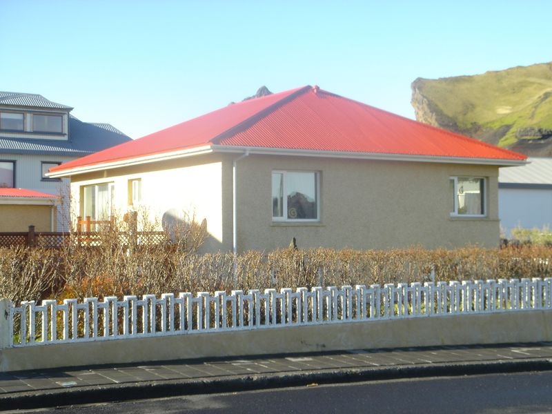 Mynd:Hólagata 24.jpg