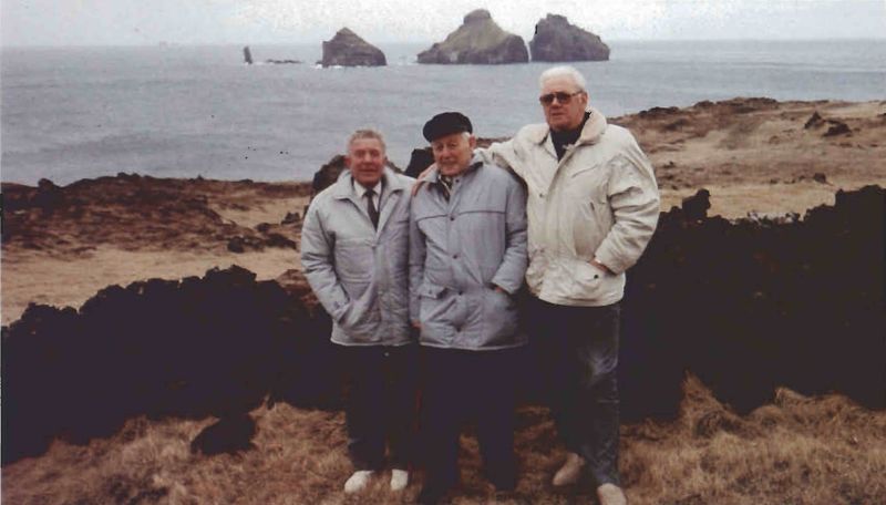 Mynd:Fyrir rúmum fimmtíu árum Sdbl 1990.jpg